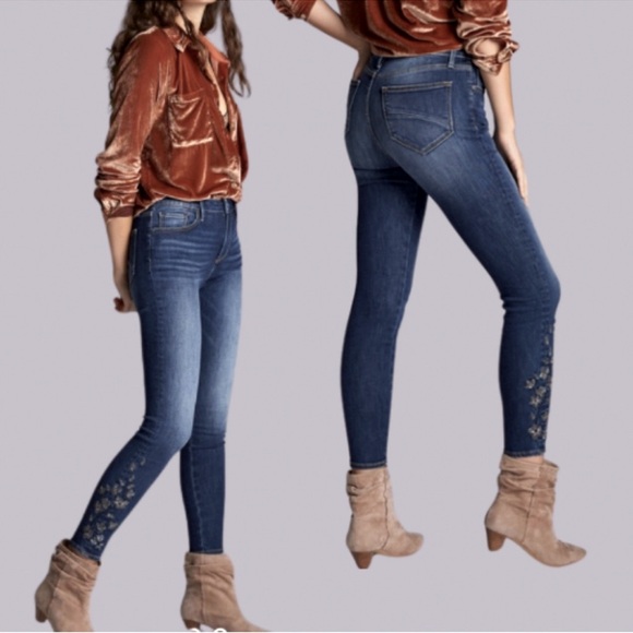 Driftwood Jackie High Rise
Skinny Jeans - Metallic Embroidered Denim  | 27 - Picture 9 of 11